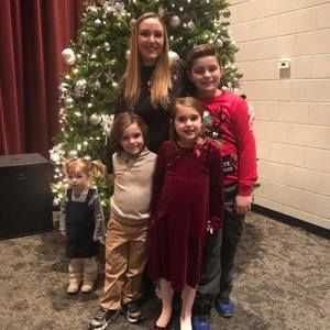 Meet your Posher, Alicia